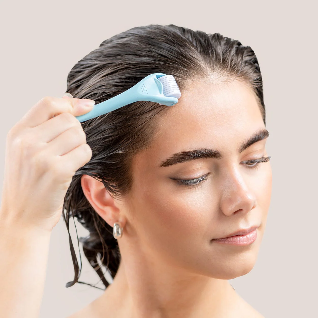 Scalp Roller - for Thinning Hair - Image 3